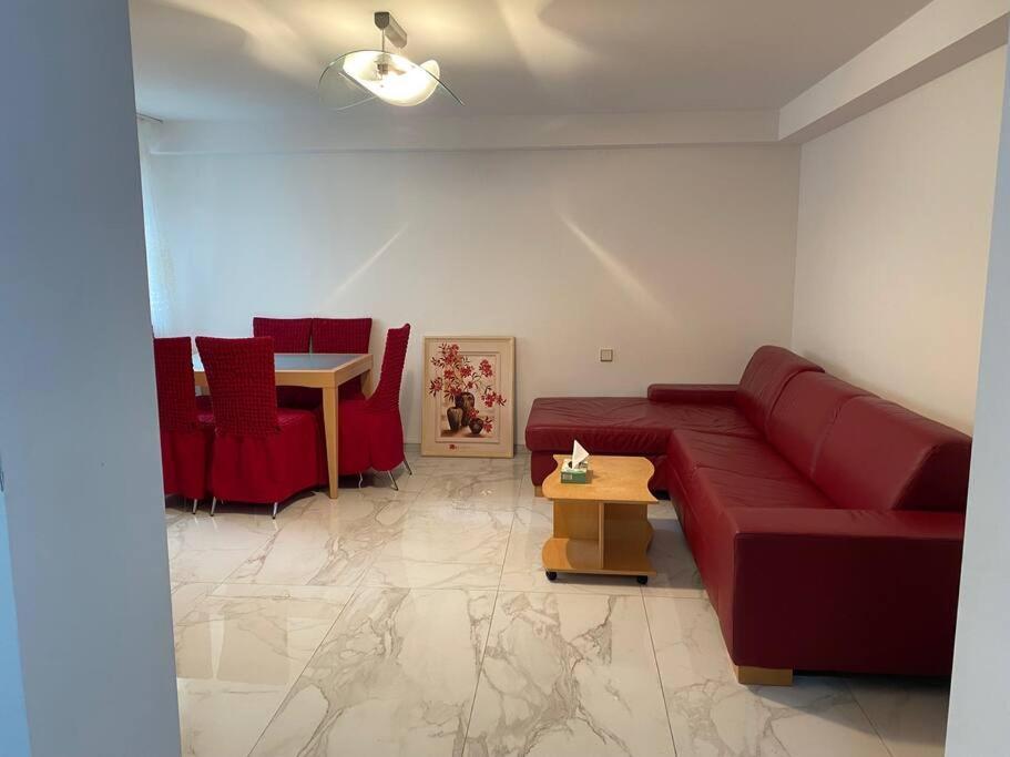 Apt. Sims Bei Stuttgart Flughafen/Metzingen 2-6 Person Steinenbronn Luaran gambar